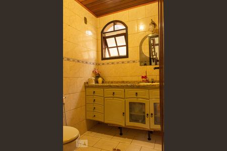 Casa de condomínio para alugar com 287m², 5 quartos e 5 vagasLavabo