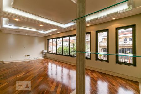 Sala de casa à venda com 5 quartos, 550m² em Parque Sevilha, São Paulo