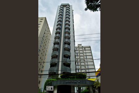 Apartamento para alugar com 44m², 1 quarto e 1 vaga Apartamento para alugar com 44m², 1 quarto e 1 vagaFachada