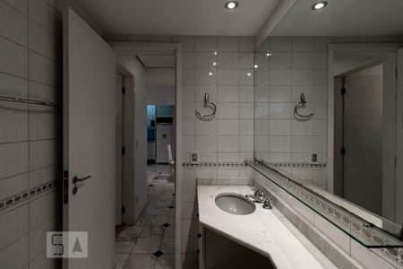 Apartamento para alugar com 44m², 1 quarto e 1 vaga Apartamento para alugar com 44m², 1 quarto e 1 vagaBanheiro