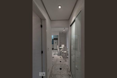 Corredor para o quarto de apartamento para alugar com 1 quarto, 44m² em Indianópolis, São Paulo