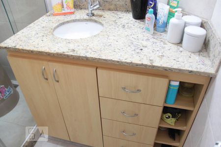 Banheiro Social de apartamento à venda com 3 quartos, 85m² em Icaraí, Niterói