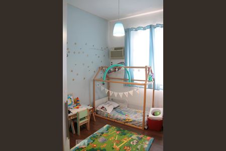 Apartamento à venda com 85m², 3 quartos e 1 vagaQuarto 2