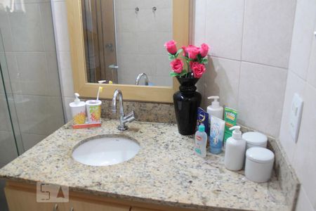 Banheiro Social de apartamento à venda com 3 quartos, 85m² em Icaraí, Niterói