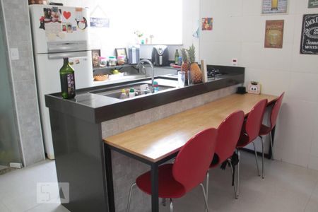 Apartamento à venda com 85m², 3 quartos e 1 vagaCozinha