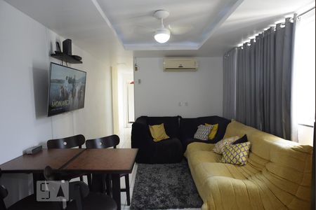 Sala de apartamento à venda com 2 quartos, 59m² em Camorim, Rio de Janeiro