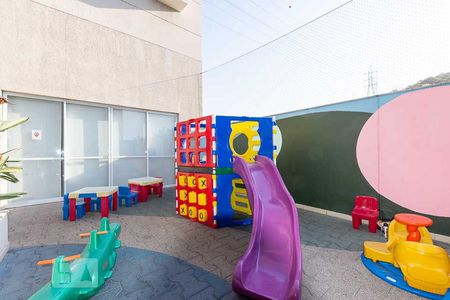 Apartamento à venda com 60m², 2 quartos e 1 vaga Apartamento à venda com 60m², 2 quartos e 1 vagaÁrea Comum - Playground