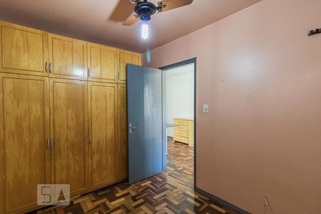 Quarto de apartamento à venda com 1 quarto, 40m² em Vila Ipiranga, Porto Alegre