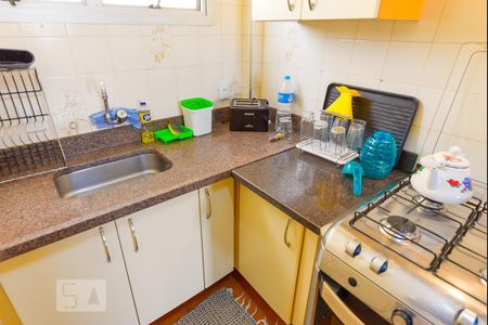 Cozinha de apartamento para alugar com 2 quartos, 64m² em Jardim Proença I, Campinas