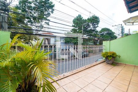 Varanda de casa à venda com 3 quartos, 200m² em Jardim Brasil (zona Sul), São Paulo