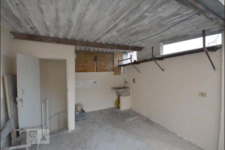 Casa à venda com 60m², 1 quarto e sem vagaArea De Serviço
