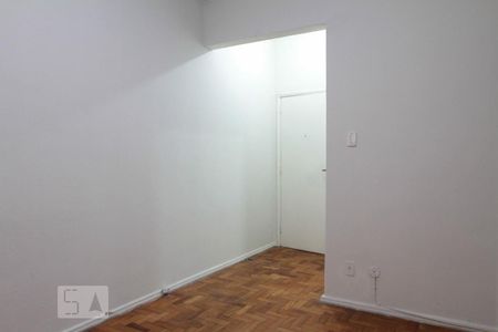 Sala de apartamento para alugar com 1 quarto, 43m² em Gávea, Rio de Janeiro