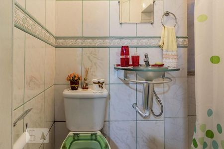 Apartamento à venda com 108m², 3 quartos e sem vaga Apartamento à venda com 108m², 3 quartos e sem vagabanheiro da suite 2