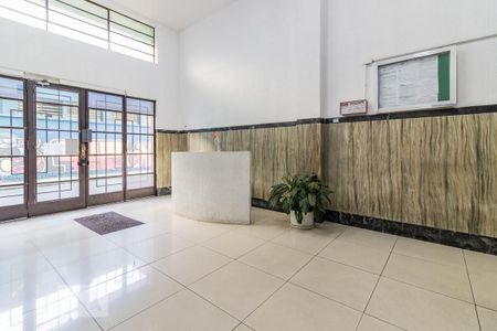 Apartamento à venda com 108m², 3 quartos e sem vaga Apartamento à venda com 108m², 3 quartos e sem vagaHall social