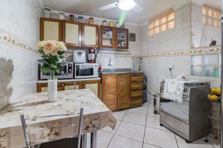 Apartamento à venda com 108m², 3 quartos e sem vaga Apartamento à venda com 108m², 3 quartos e sem vagaCozinha