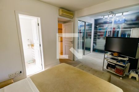 Apartamento à venda com 156m², 3 quartos e 3 vagasSuíte 1