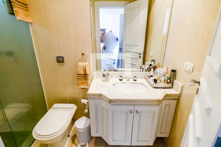 Apartamento à venda com 156m², 3 quartos e 3 vagasBanheiro da Suíte 2