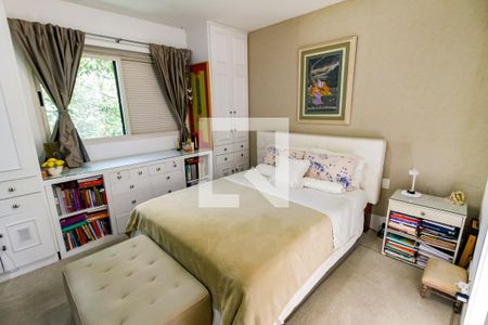 Apartamento à venda com 156m², 3 quartos e 3 vagasSuíte 1