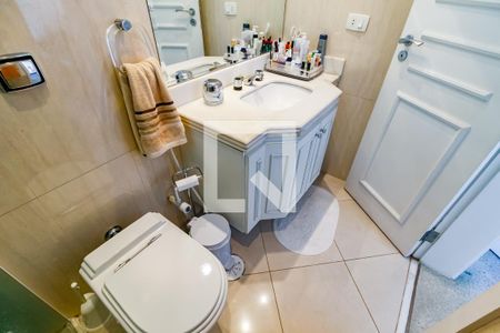 Apartamento à venda com 156m², 3 quartos e 3 vagasBanheiro da Suíte 2