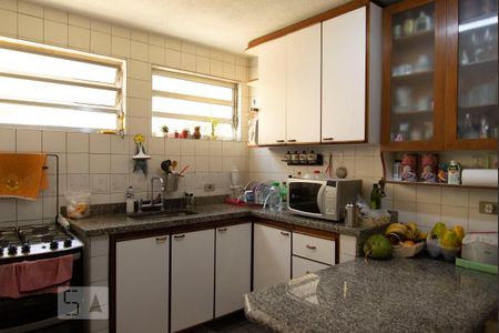 Casa à venda com 210m², 4 quartos e 1 vagaCozinha