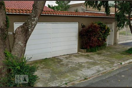 Casa à venda com 210m², 4 quartos e 1 vagaFachada