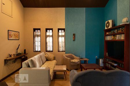 Sala de casa à venda com 4 quartos, 210m² em Jardim Guapira, São Paulo