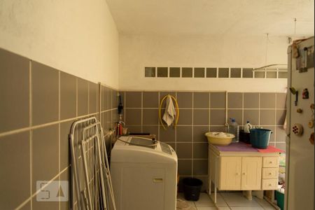 Casa à venda com 210m², 4 quartos e 1 vagaLavanderia