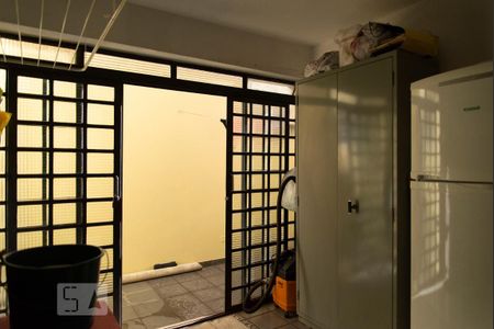 Casa à venda com 210m², 4 quartos e 1 vagaLavanderia