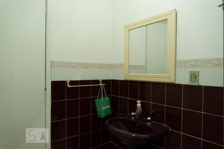 Casa à venda com 210m², 4 quartos e 1 vagaLavabo