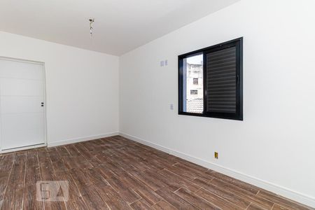 Casa à venda com 450m², 5 quartos e 4 vagasSuíte 2