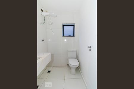 Casa à venda com 450m², 5 quartos e 4 vagasBanheiro da Suíte 4