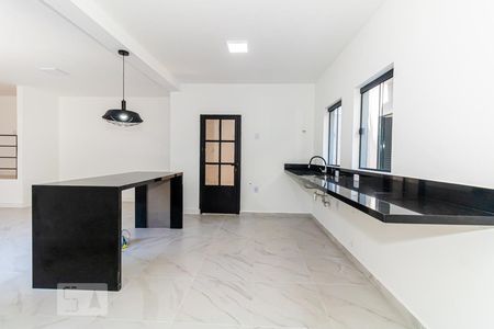 Casa à venda com 450m², 5 quartos e 4 vagasCozinha