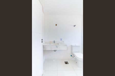 Casa à venda com 450m², 5 quartos e 4 vagasBanheiro da Suíte 2