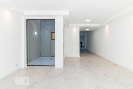 Sala de casa à venda com 5 quartos, 450m² em Barro Branco (zona Norte), São Paulo