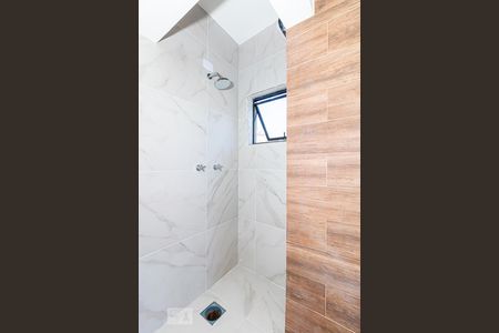 Casa à venda com 450m², 5 quartos e 4 vagasBanheiro da Suíte 1