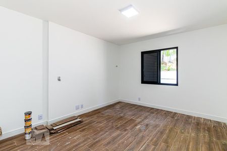 Casa à venda com 450m², 5 quartos e 4 vagasSuíte 3