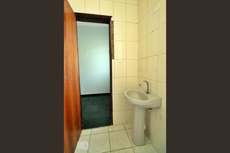 Apartamento para alugar com 45m², 2 quartos e sem vagaBanheiro