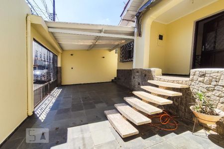 Casa à venda com 250m², 3 quartos e 2 vagas Casa à venda com 250m², 3 quartos e 2 vagasGaragem