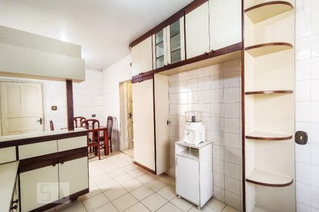 Casa à venda com 250m², 3 quartos e 2 vagas Casa à venda com 250m², 3 quartos e 2 vagasCozinha