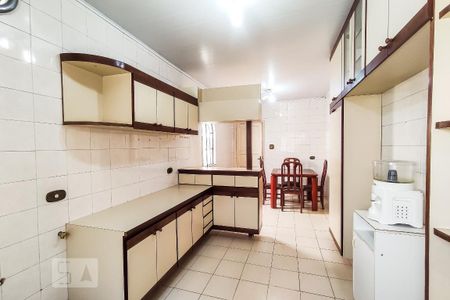 Casa à venda com 250m², 3 quartos e 2 vagas Casa à venda com 250m², 3 quartos e 2 vagasCozinha