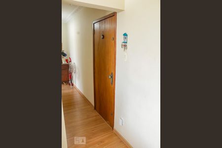 Apartamento para alugar com 60m², 2 quartos e 1 vagacorredor 