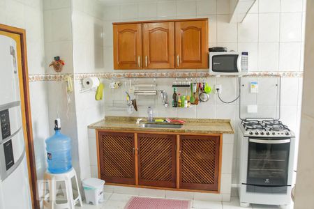 Apartamento para alugar com 60m², 2 quartos e 1 vagacozinha 