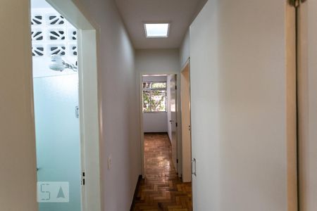 Corredor de apartamento à venda com 3 quartos, 120m² em Funcionários, Belo Horizonte