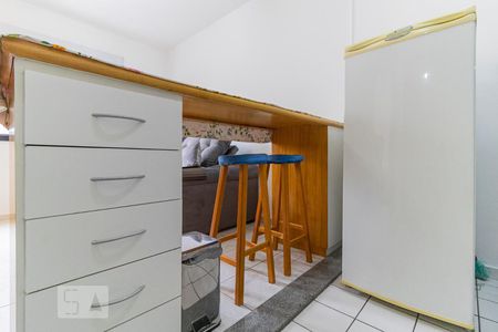 Apartamento à venda com 39m², 1 quarto e 1 vagaCozinha - Bancada