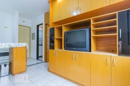 Sala - TV de apartamento à venda com 1 quarto, 39m² em Vila Buarque, São Paulo