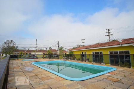 Casa de condomínio à venda com 68m², 2 quartos e 2 vagasÁrea comum - Piscina