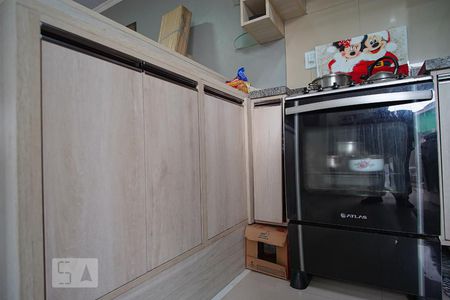 Casa de condomínio à venda com 68m², 2 quartos e 2 vagasCozinha