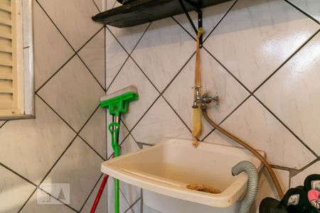 Casa à venda com 250m², 4 quartos e 4 vagasLavanderia