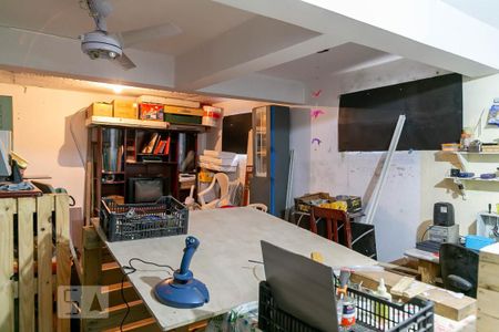 Casa à venda com 250m², 4 quartos e 4 vagasPorão