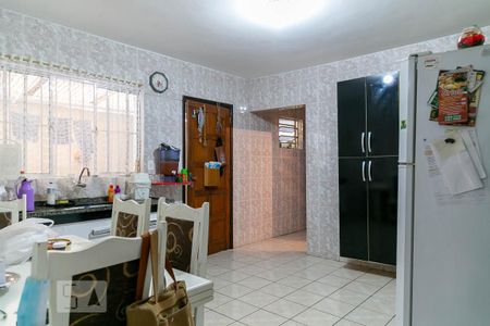 Casa à venda com 250m², 4 quartos e 4 vagasCozinha